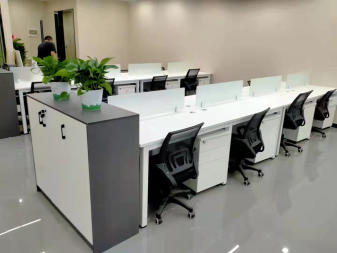 低价出售办公家具、办公桌、工位桌、会议桌、老板桌